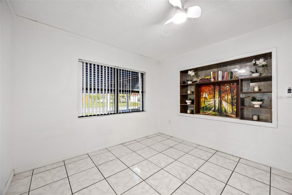 For Sale: $284,999 (3 beds, 2 baths, 1620 Square Feet)