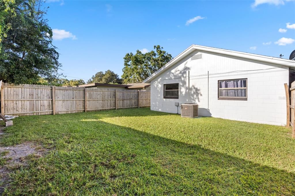 For Sale: $284,999 (3 beds, 2 baths, 1620 Square Feet)
