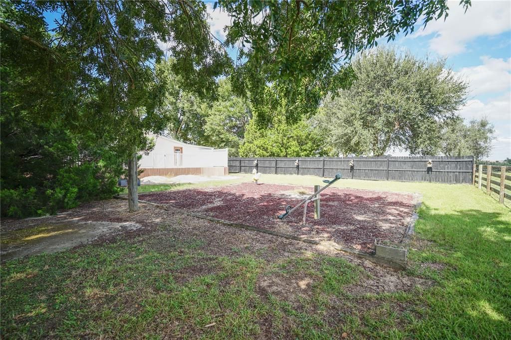 For Sale: $979,900 (4 beds, 2 baths, 2052 Square Feet)