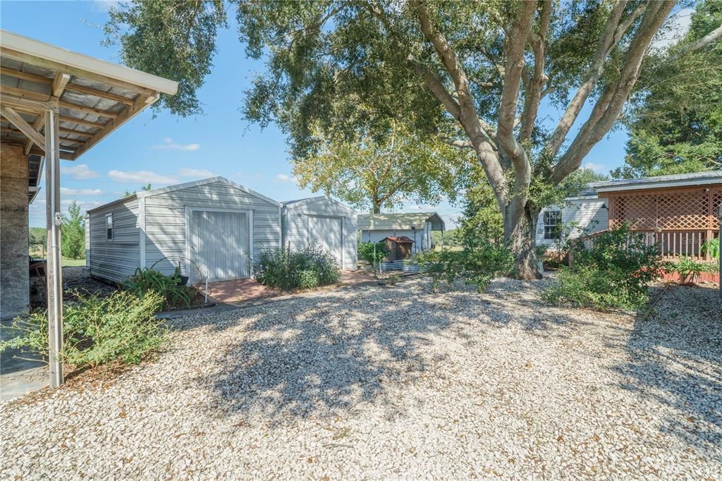 For Sale: $979,900 (4 beds, 2 baths, 2052 Square Feet)