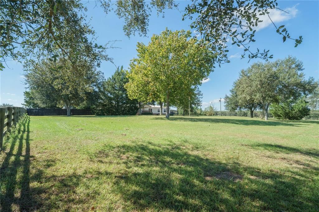 For Sale: $979,900 (4 beds, 2 baths, 2052 Square Feet)