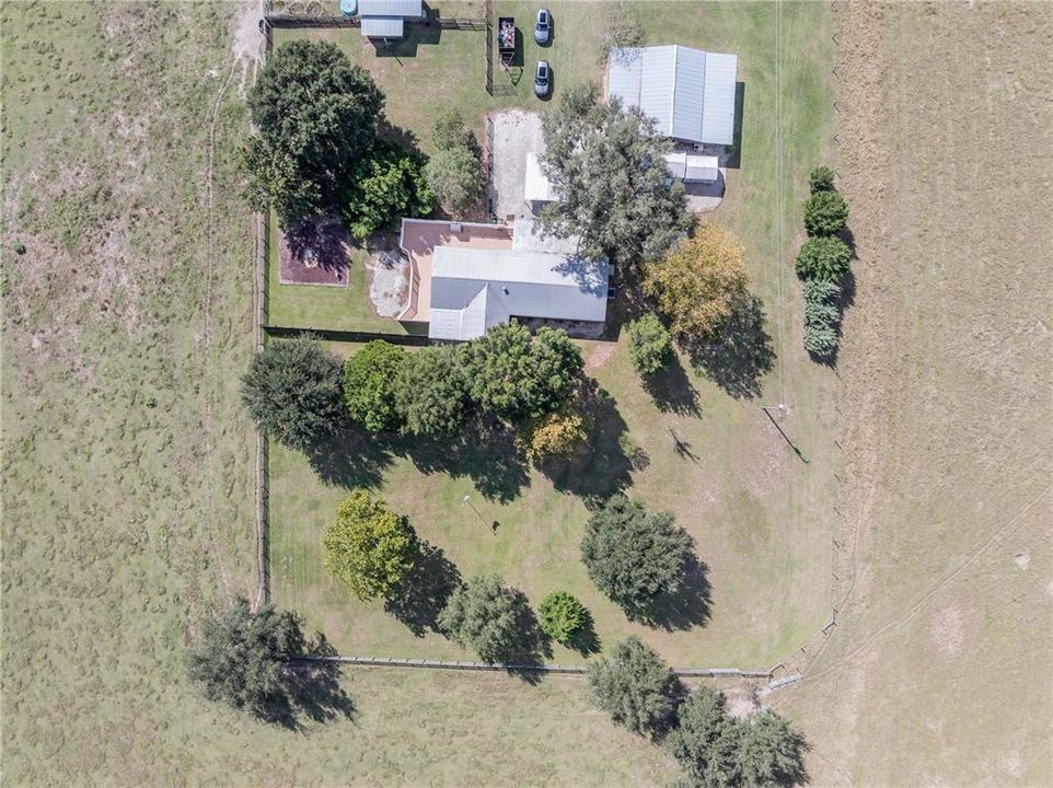 For Sale: $979,900 (4 beds, 2 baths, 2052 Square Feet)