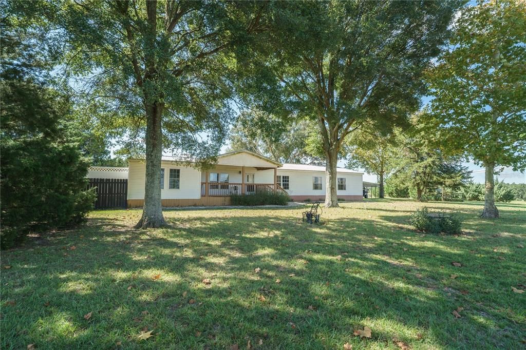 For Sale: $979,900 (4 beds, 2 baths, 2052 Square Feet)