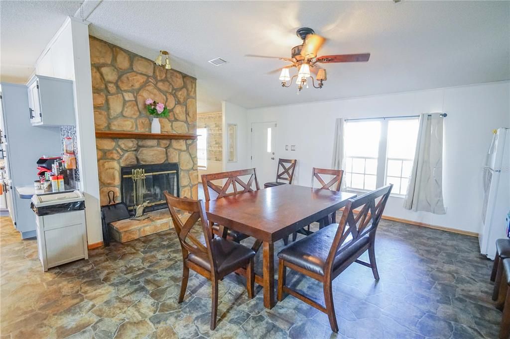 For Sale: $979,900 (4 beds, 2 baths, 2052 Square Feet)