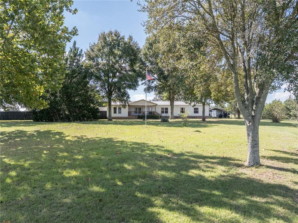 For Sale: $979,900 (4 beds, 2 baths, 2052 Square Feet)