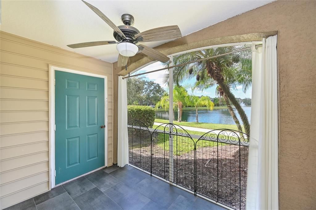 На продажу: $199,900 (1 спален, 1 ванн, 732 Квадратных фут)