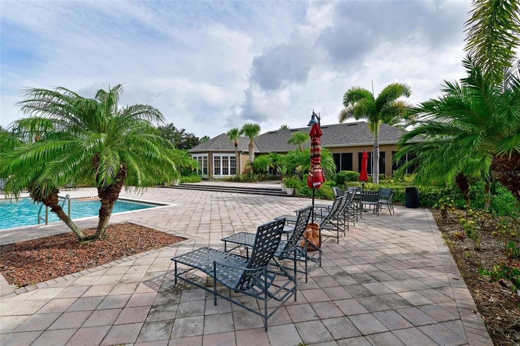 На продажу: $199,900 (1 спален, 1 ванн, 732 Квадратных фут)