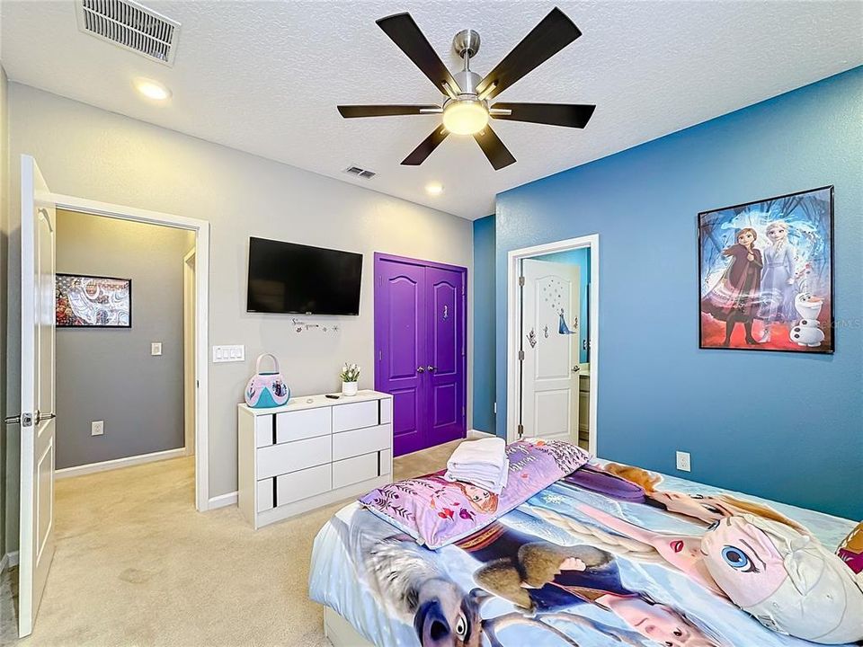 На продажу: $2,300,000 (15 спален, 15 ванн, 6255 Квадратных фут)