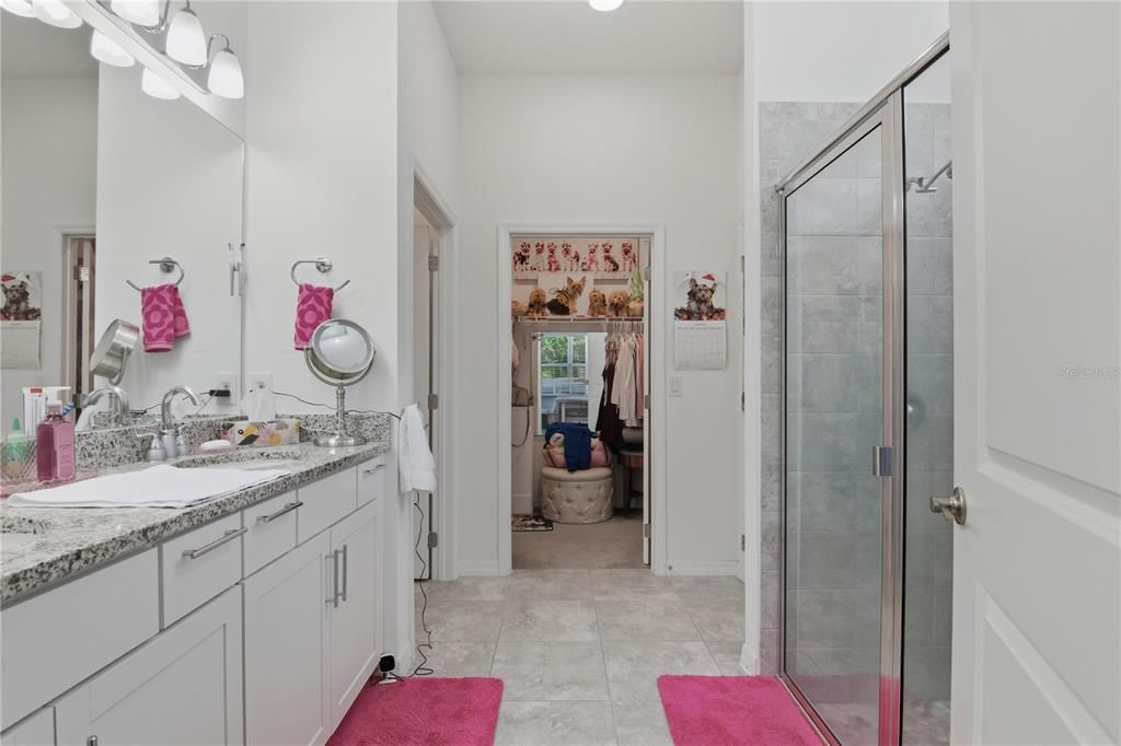 En Venta: $432,500 (3 camas, 2 baños, 2061 Pies cuadrados)