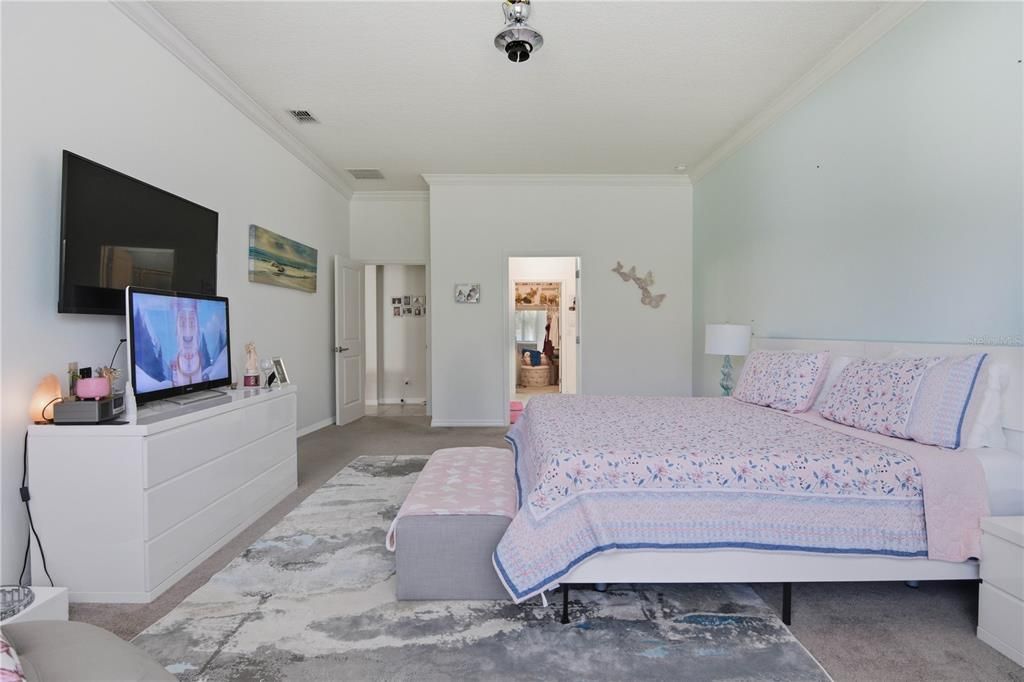 En Venta: $432,500 (3 camas, 2 baños, 2061 Pies cuadrados)