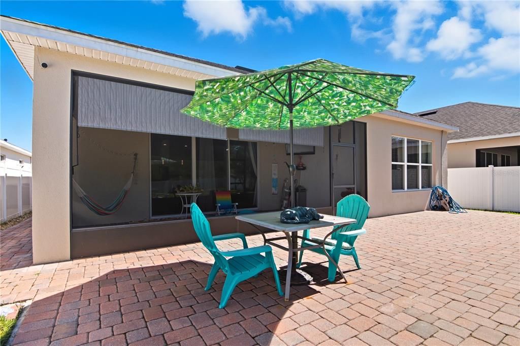 En Venta: $432,500 (3 camas, 2 baños, 2061 Pies cuadrados)