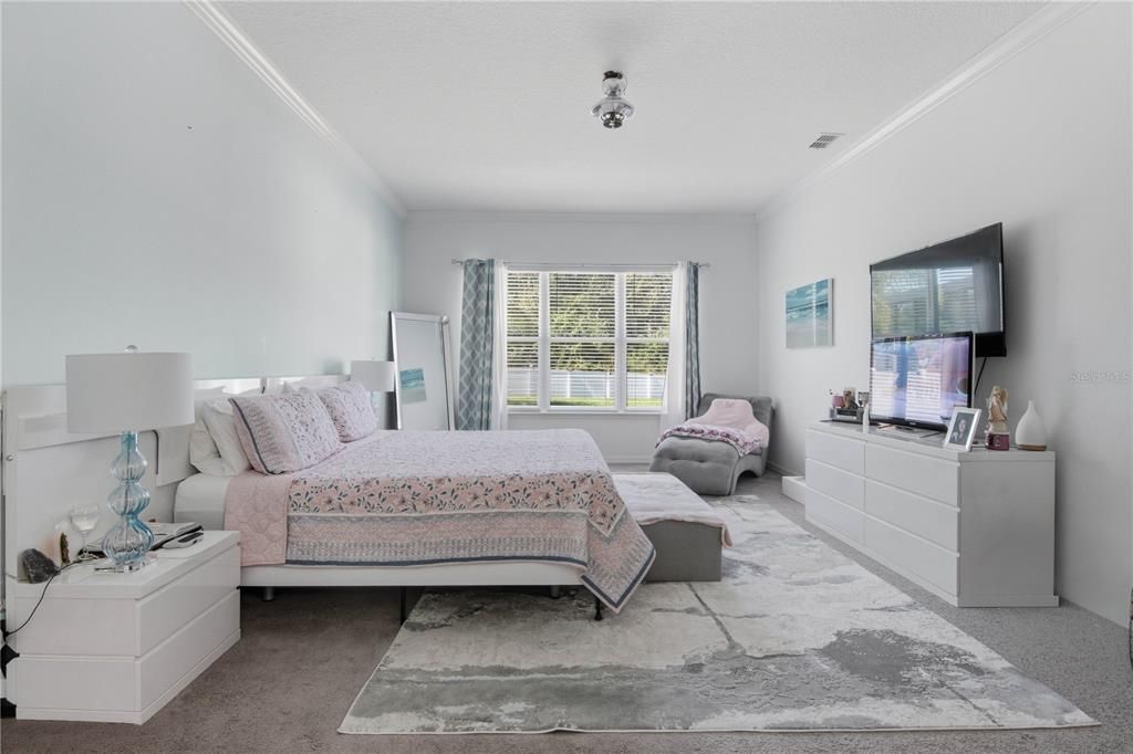 En Venta: $432,500 (3 camas, 2 baños, 2061 Pies cuadrados)