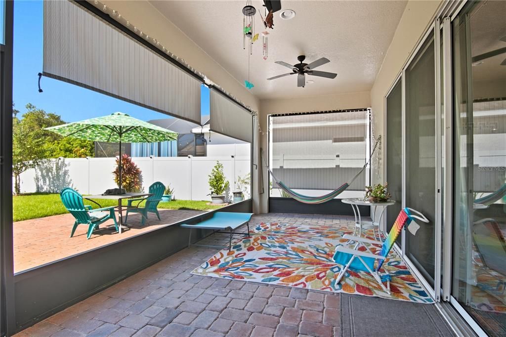 En Venta: $432,500 (3 camas, 2 baños, 2061 Pies cuadrados)