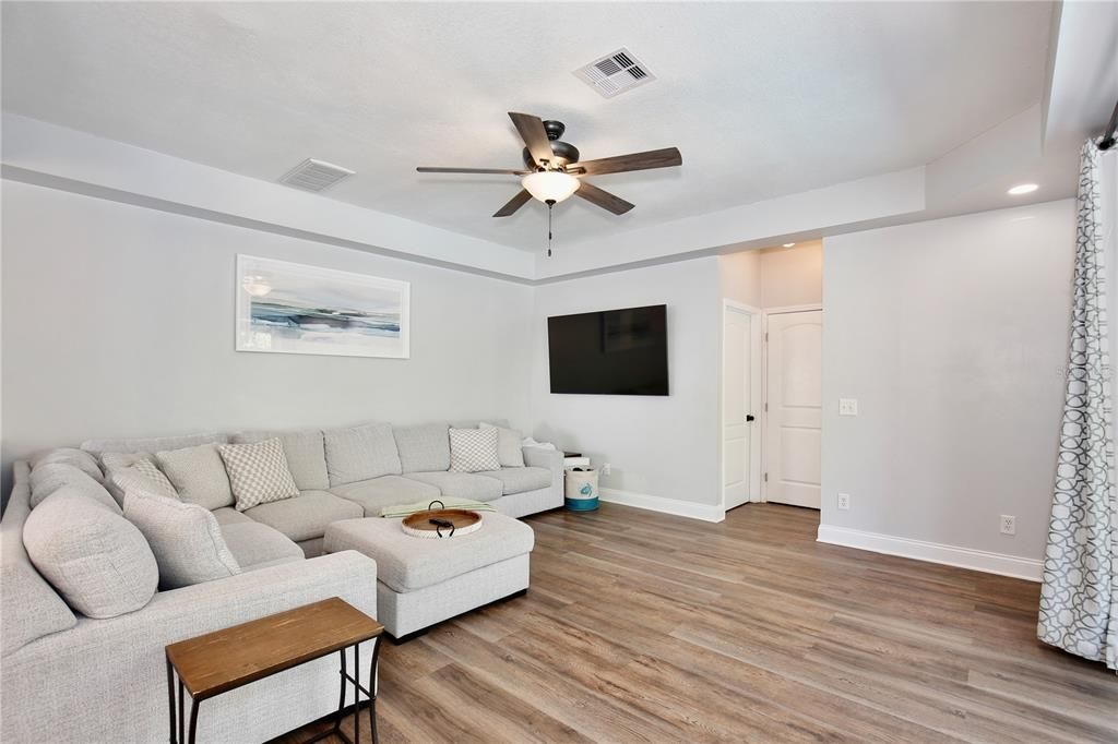 For Sale: $565,000 (4 beds, 2 baths, 2390 Square Feet)