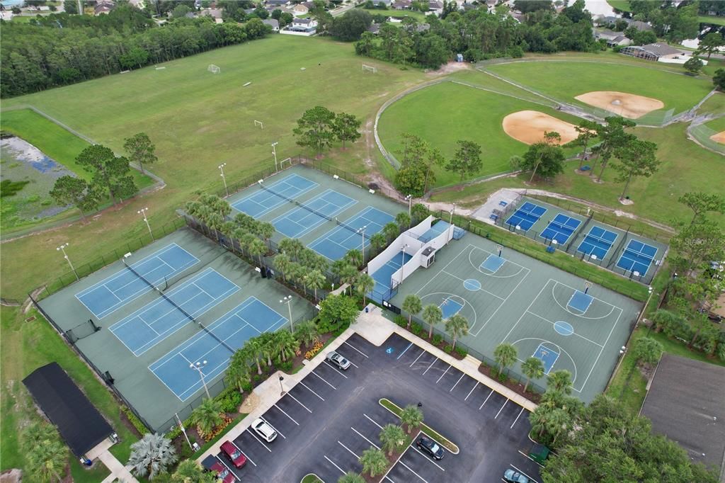 For Sale: $565,000 (4 beds, 2 baths, 2390 Square Feet)