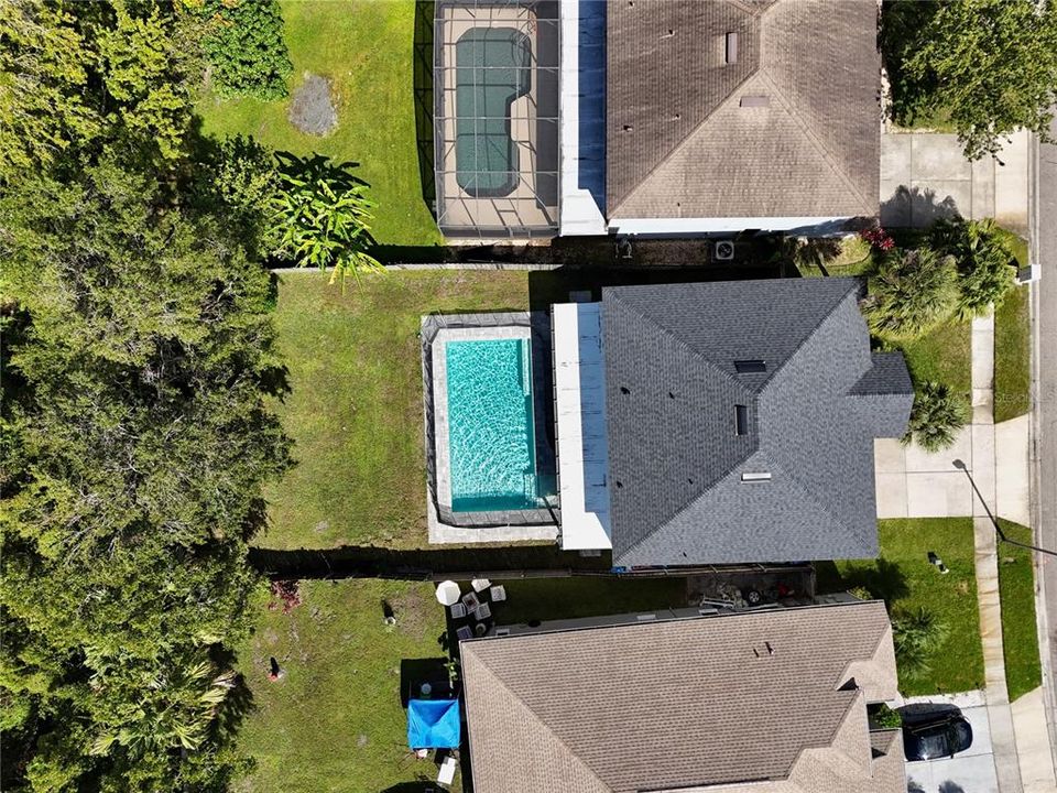 For Sale: $565,000 (4 beds, 2 baths, 2390 Square Feet)