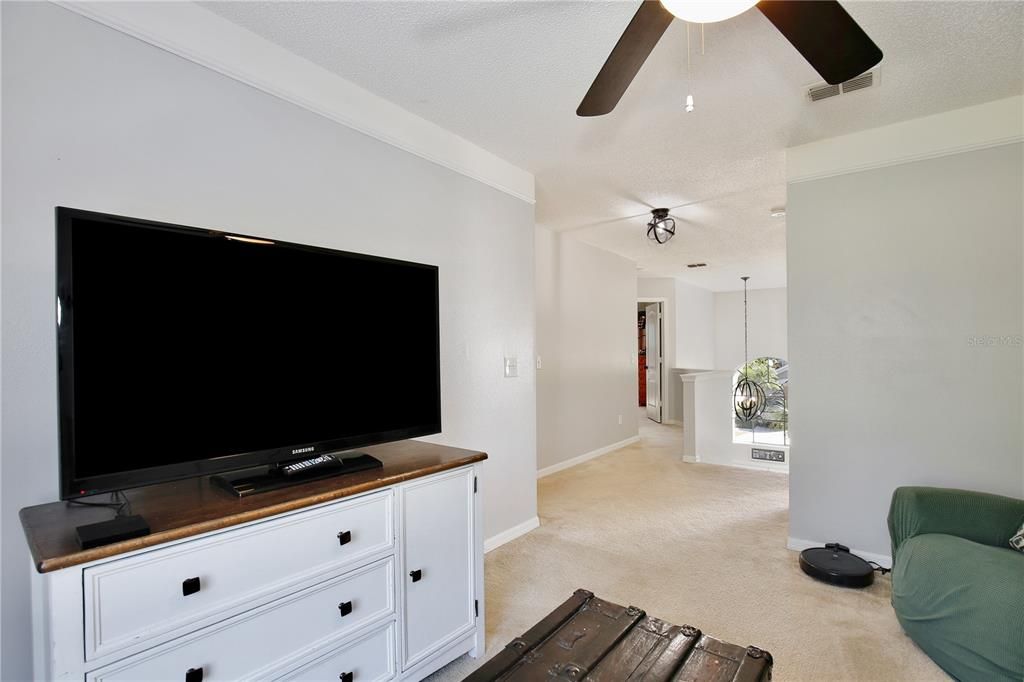 For Sale: $565,000 (4 beds, 2 baths, 2390 Square Feet)