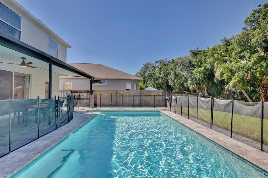 For Sale: $565,000 (4 beds, 2 baths, 2390 Square Feet)