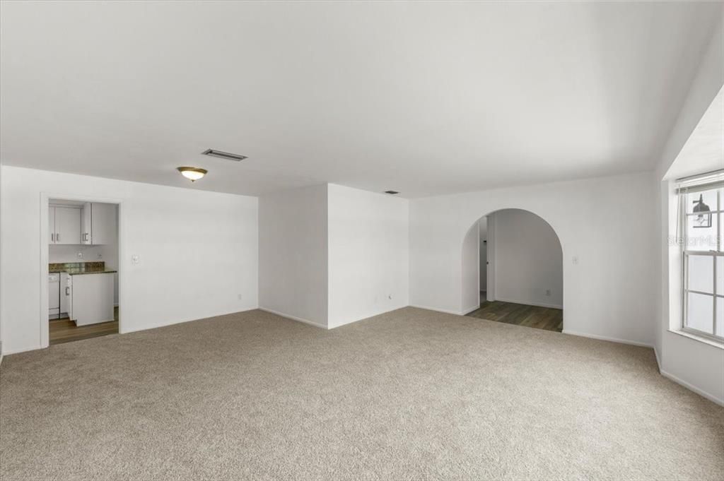 For Sale: $450,000 (3 beds, 2 baths, 1867 Square Feet)