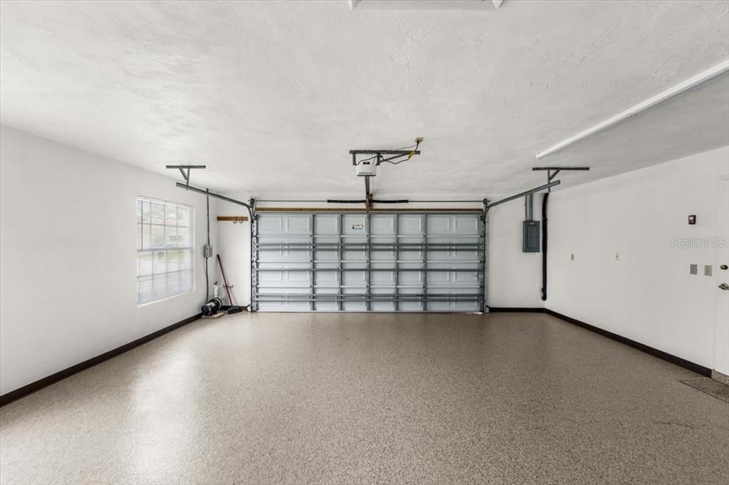 For Sale: $450,000 (3 beds, 2 baths, 1867 Square Feet)