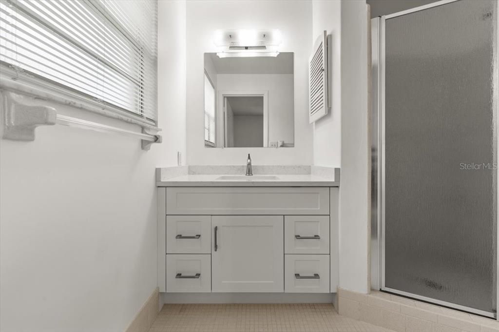 For Sale: $450,000 (3 beds, 2 baths, 1867 Square Feet)