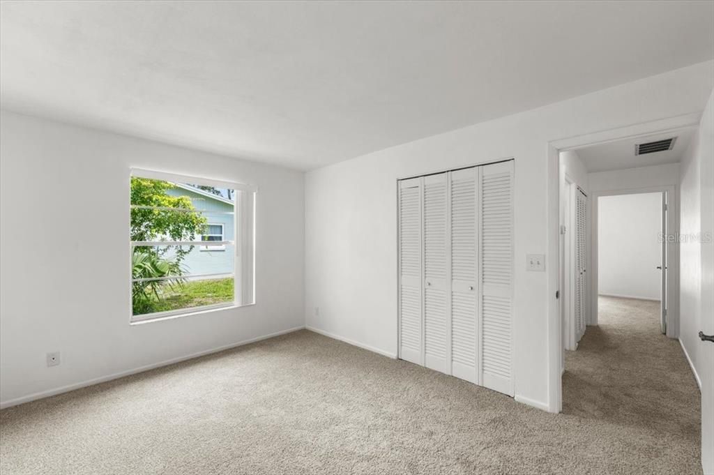 For Sale: $450,000 (3 beds, 2 baths, 1867 Square Feet)