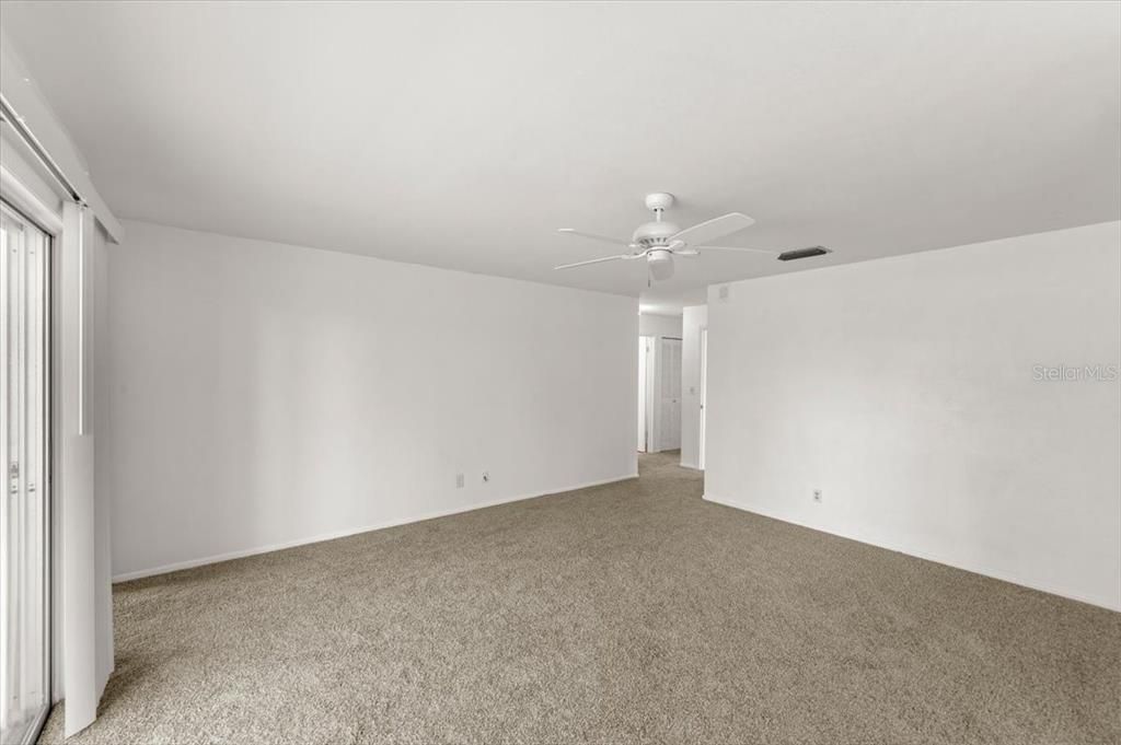 For Sale: $450,000 (3 beds, 2 baths, 1867 Square Feet)