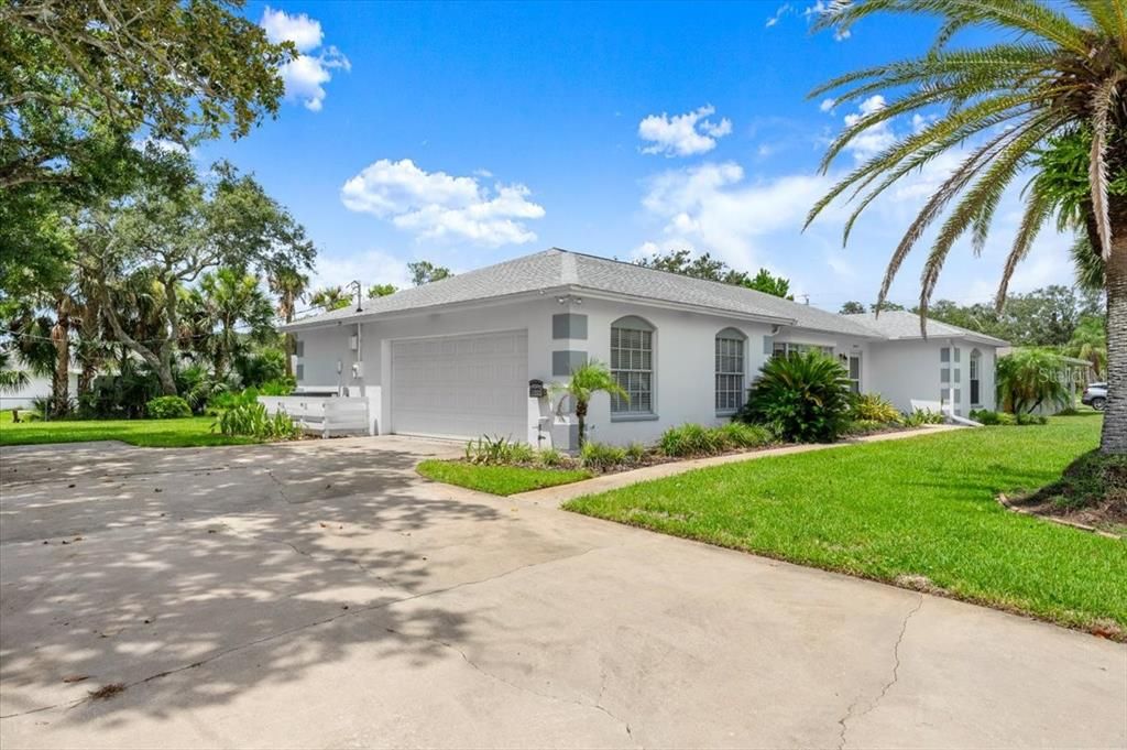 For Sale: $450,000 (3 beds, 2 baths, 1867 Square Feet)