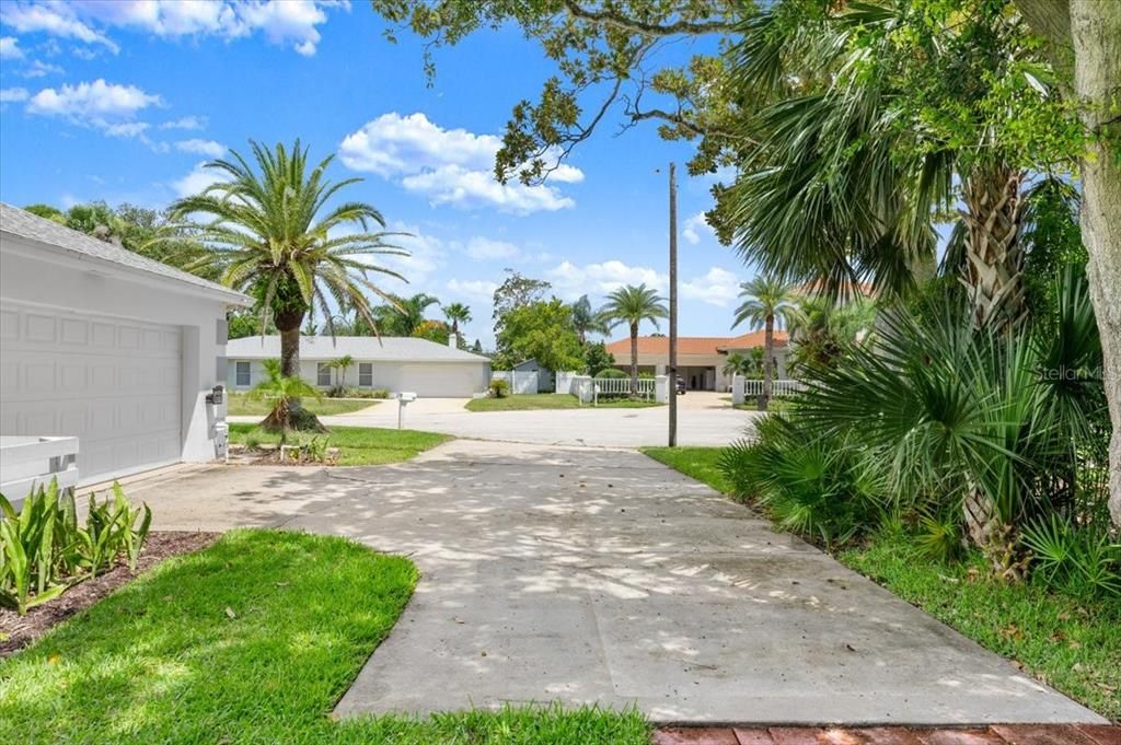 For Sale: $450,000 (3 beds, 2 baths, 1867 Square Feet)