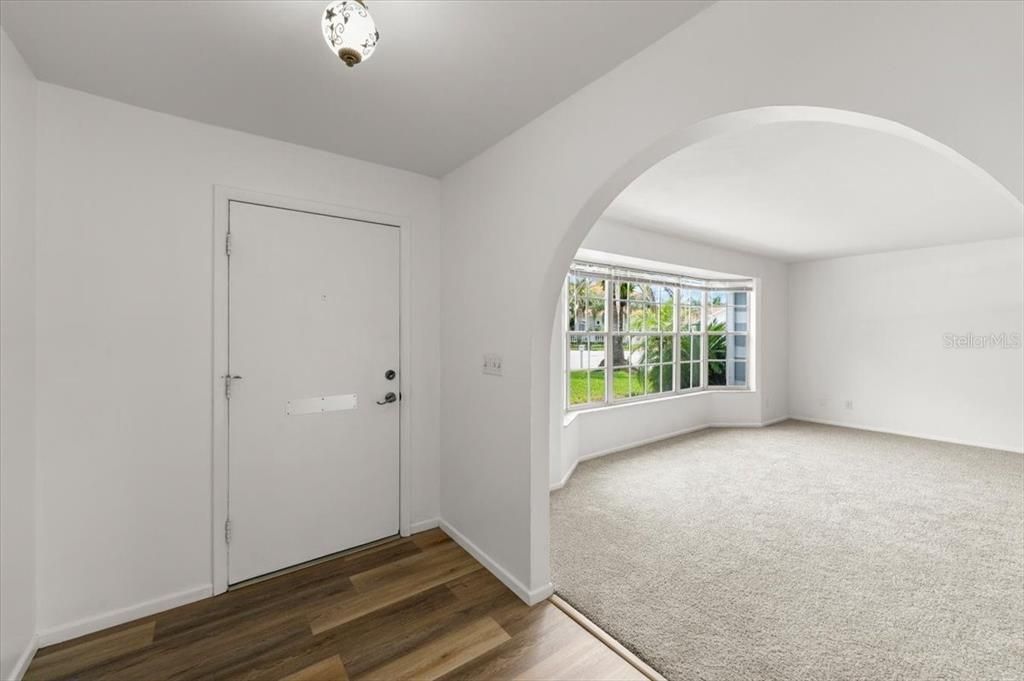 For Sale: $450,000 (3 beds, 2 baths, 1867 Square Feet)