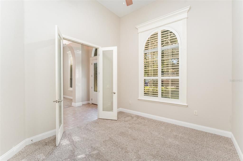 For Sale: $559,900 (4 beds, 3 baths, 2611 Square Feet)