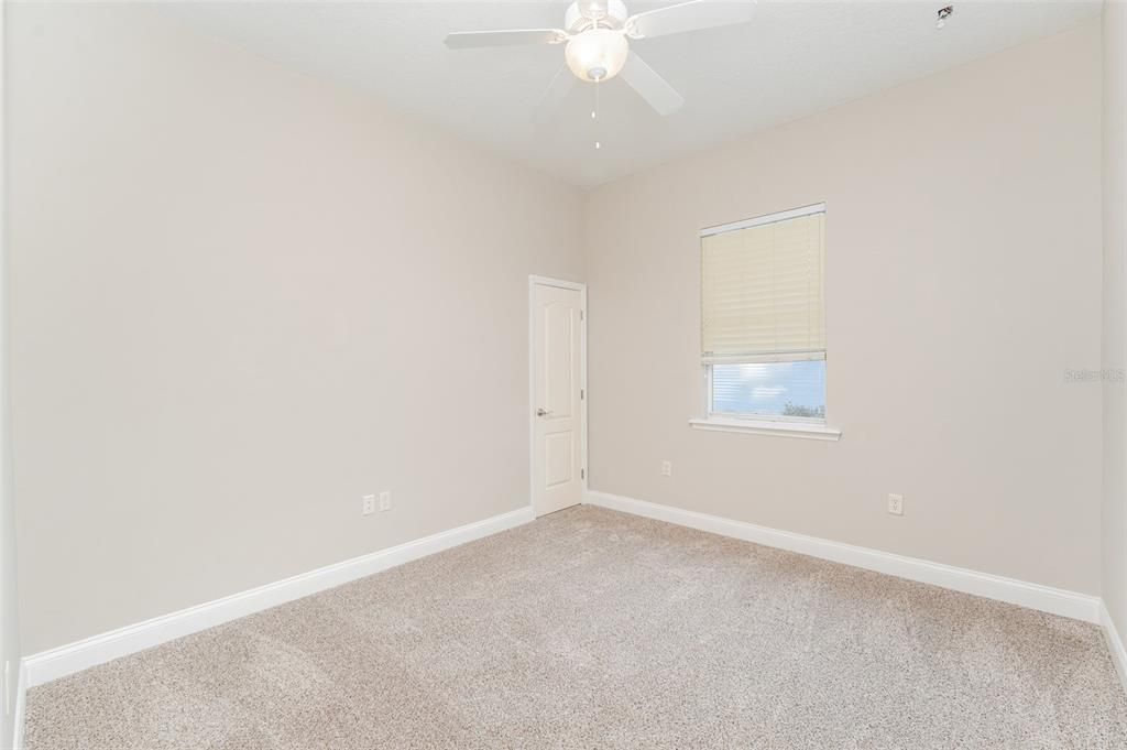 For Sale: $559,900 (4 beds, 3 baths, 2611 Square Feet)