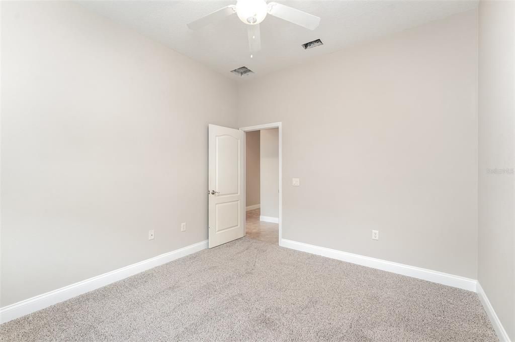 For Sale: $559,900 (4 beds, 3 baths, 2611 Square Feet)