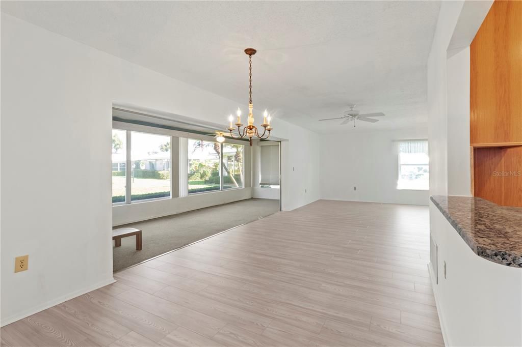 For Sale: $345,000 (2 beds, 2 baths, 1913 Square Feet)