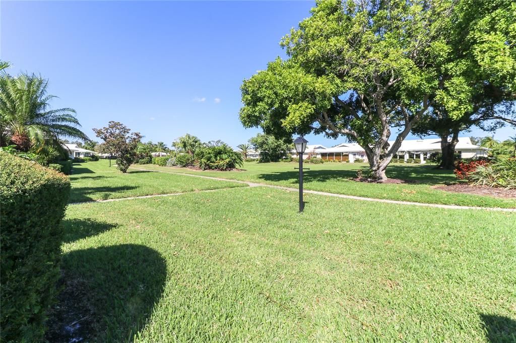 For Sale: $345,000 (2 beds, 2 baths, 1913 Square Feet)