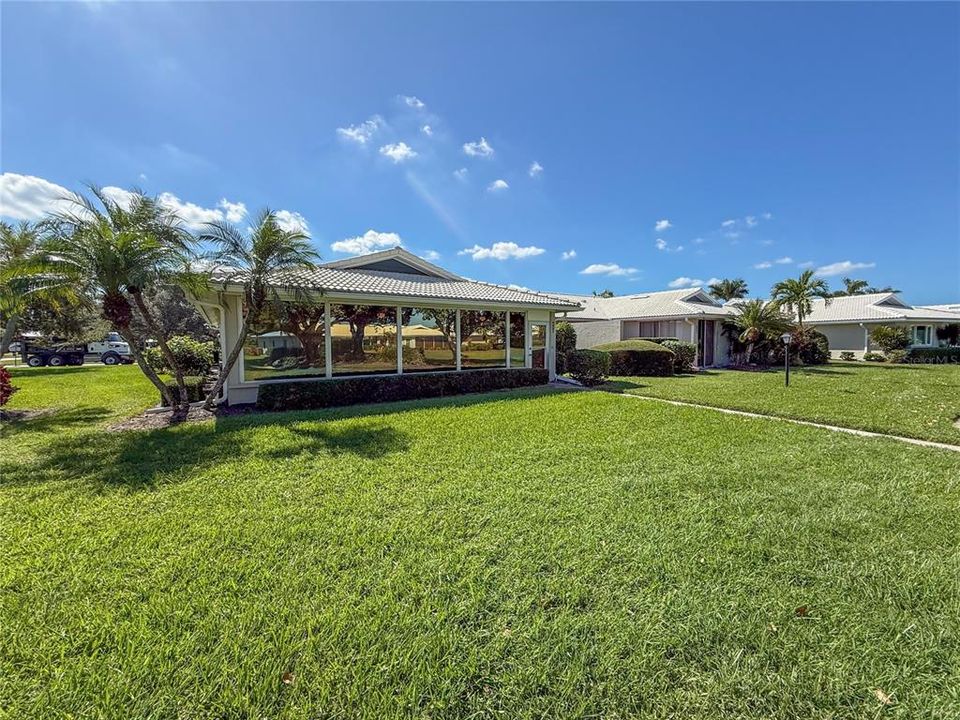 For Sale: $345,000 (2 beds, 2 baths, 1913 Square Feet)