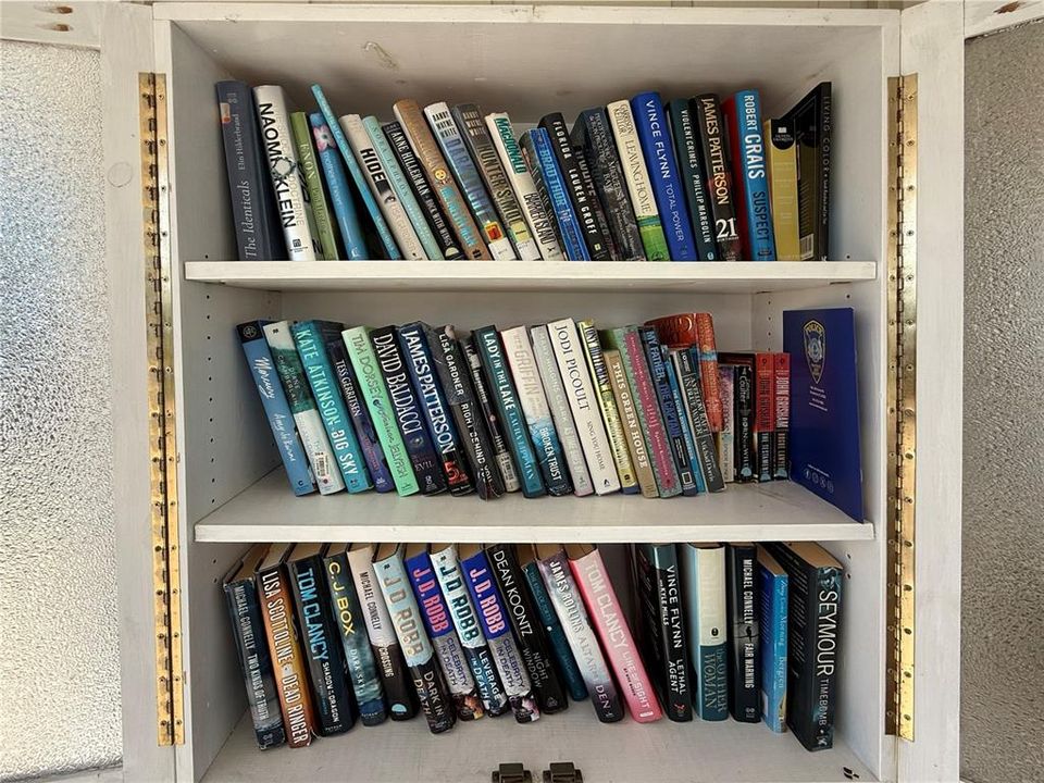 For Sale: $345,000 (2 beds, 2 baths, 1913 Square Feet)