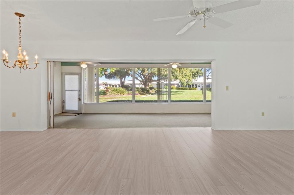 For Sale: $345,000 (2 beds, 2 baths, 1913 Square Feet)