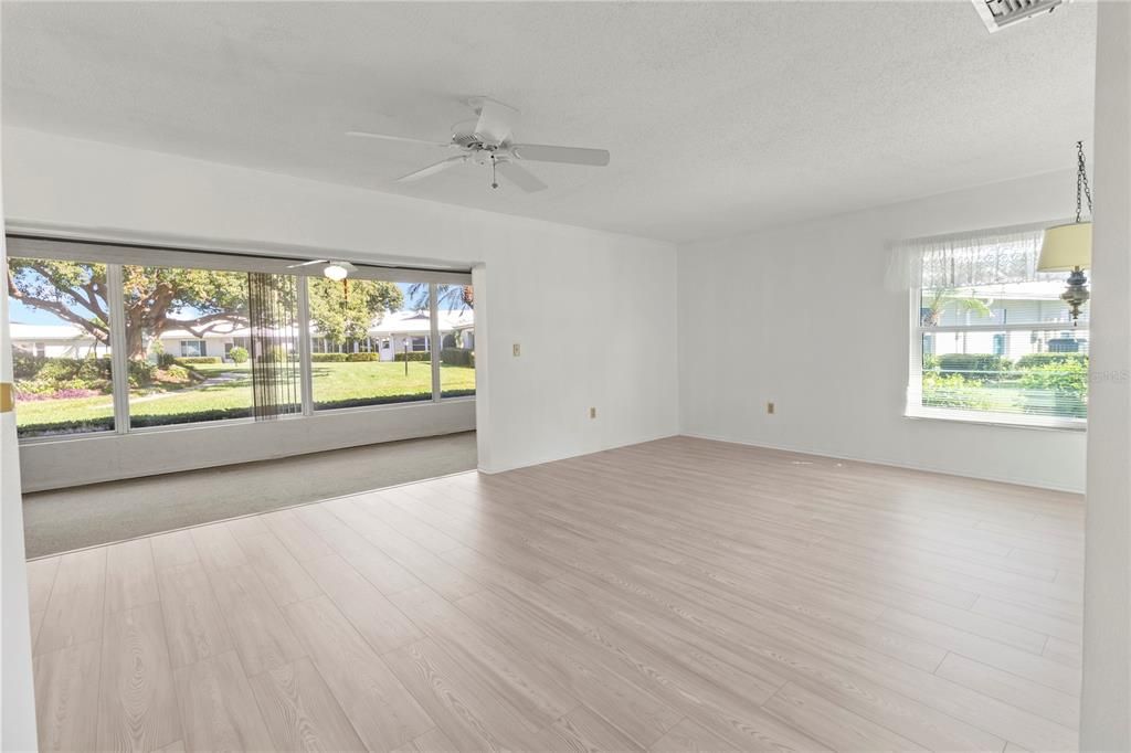 For Sale: $345,000 (2 beds, 2 baths, 1913 Square Feet)