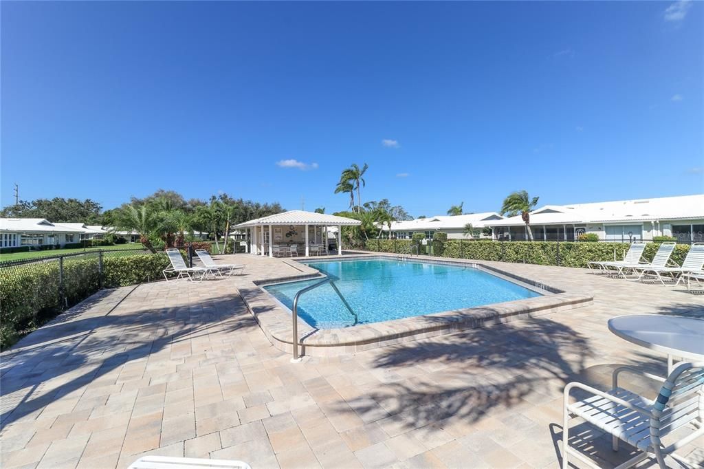 For Sale: $345,000 (2 beds, 2 baths, 1913 Square Feet)