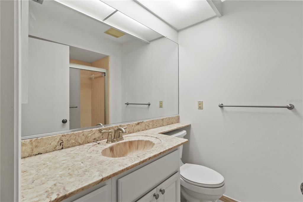 For Sale: $345,000 (2 beds, 2 baths, 1913 Square Feet)