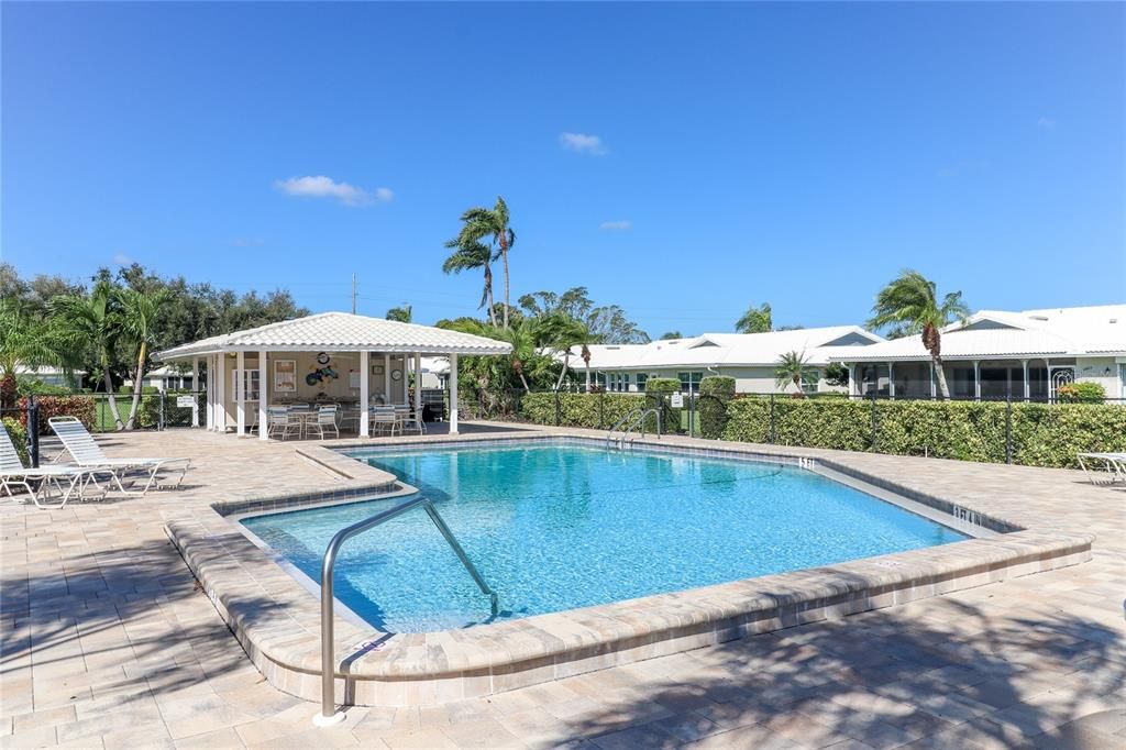 For Sale: $345,000 (2 beds, 2 baths, 1913 Square Feet)