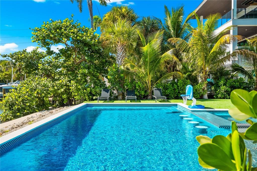 待售: $9,495,000 (9 贝兹, 9 浴室, 5493 平方英尺)