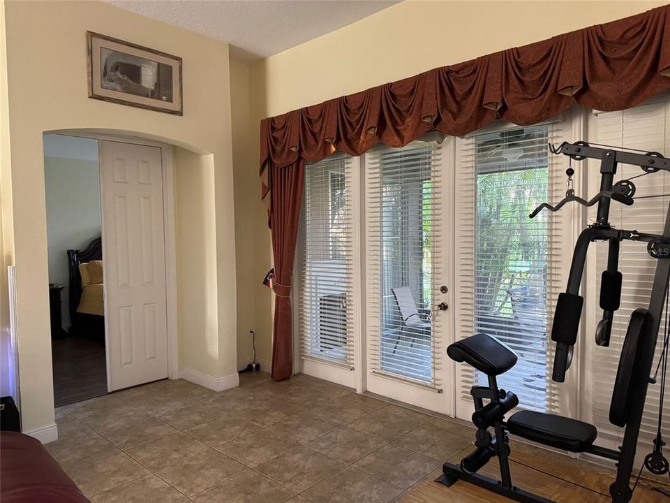 待售: $430,000 (3 贝兹, 2 浴室, 2530 平方英尺)