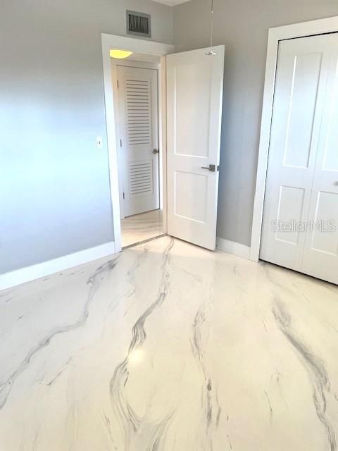 For Sale: $204,900 (2 beds, 2 baths, 920 Square Feet)