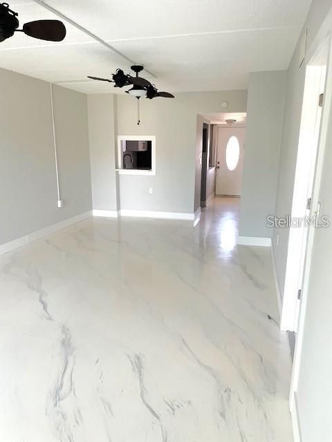 For Sale: $204,900 (2 beds, 2 baths, 920 Square Feet)