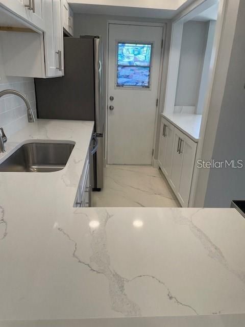 For Sale: $204,900 (2 beds, 2 baths, 920 Square Feet)