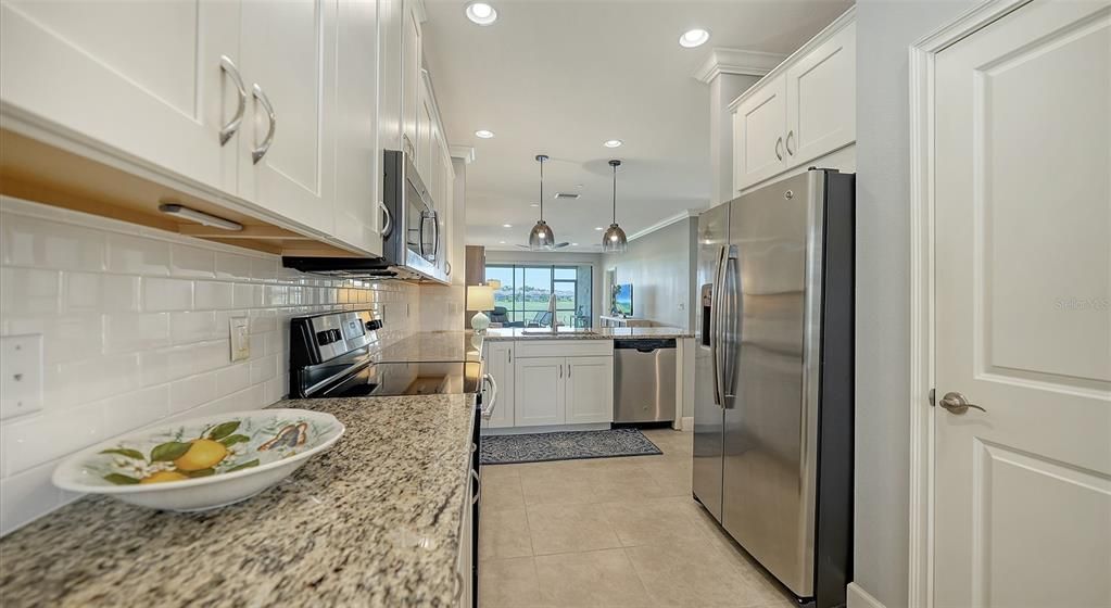 For Rent: $6,500 (2 beds, 2 baths, 1616 Square Feet)