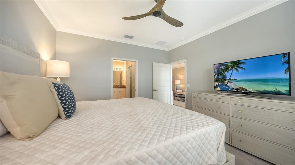 For Rent: $6,500 (2 beds, 2 baths, 1616 Square Feet)