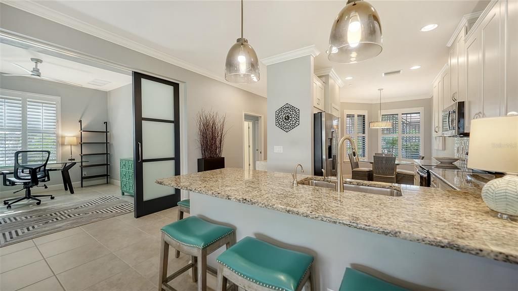 For Rent: $6,500 (2 beds, 2 baths, 1616 Square Feet)